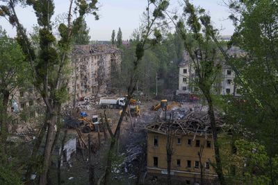 Trump makes rare criticism of Putin after Russia’s deadly Kyiv attacks