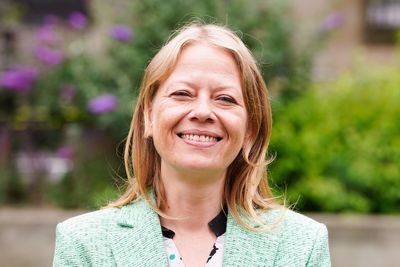 Weedkiller ban could help swifts, starlings and toads thrive, says MP
