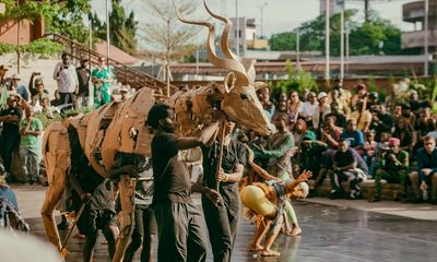 Lifesize herd of puppet animals begins climate action journey from Africa to Arctic Circle