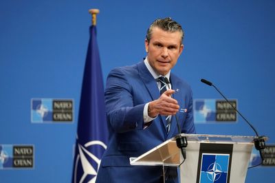 US Defence Secretary Pete Hegseth 'had unsecured office internet connection' to use Signal in Pentagon
