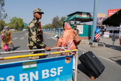 India, Pakistan trade gunfire as tensions rise over deadly Kashmir attack