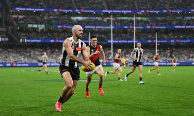 Collingwood’s Big Five outclass Essendon on Anzac Day’s big stage