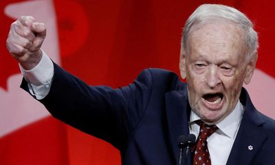 Canadian ex-PM seeks to help Liberals match his 1993 landslide victory