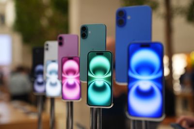 Apple to move production of US iPhones from China to India over tariffs – report