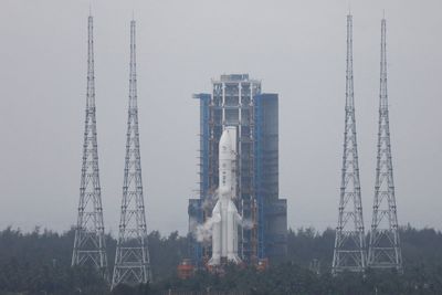 China shares rare Moon rocks with US despite trade war