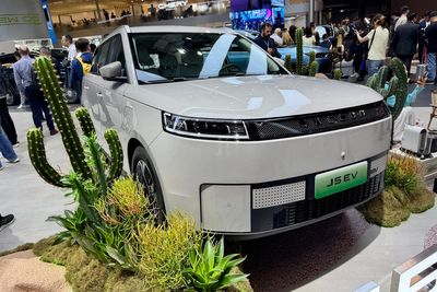 New Chinese car brands unveil models including cheaper version of Range Rover Evoque