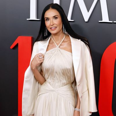 Demi Moore Proves Her Style Icon Status in a Custom GapStudio Gown