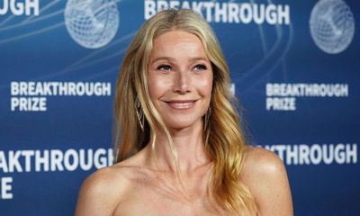 Alert! Gwyneth Paltrow is eating pasta again