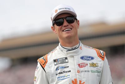 Zane Smith earns first NASCAR Cup pole with monster lap at Talladega