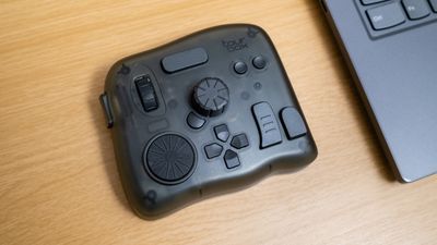TourBox Elite review: a versatile wireless control console