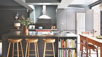 It's a 'healthy way to organize your brain' – forget multi-tasking, ‘single-tasking’ is the key to reducing household chore stress