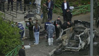 Russia detains suspect in car blast killing of its top general