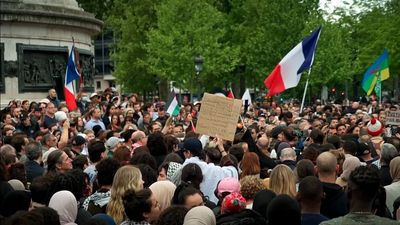 Hundreds gather in Paris to honour victim of fatal mosque attack