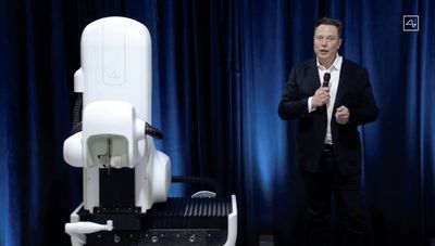 First Non-Verbal ALS Patient With Elon Musk's Neuralink Brain Implant Creates Video Featuring AI-Cloned Voice