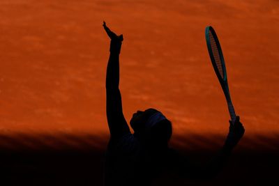 Play suspended in Madrid as Jacob Fearnley bids to defy Grigor Dimitrov