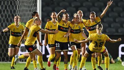 Pennock's brace wins Mariners ALW eliminator
