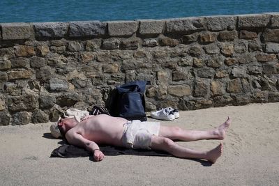 Warning over high pollen and UV levels as temperatures set to hit 29C
