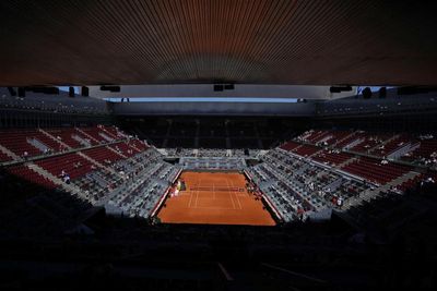 Mutua Madrid Open: Power Outage Suspends Play
