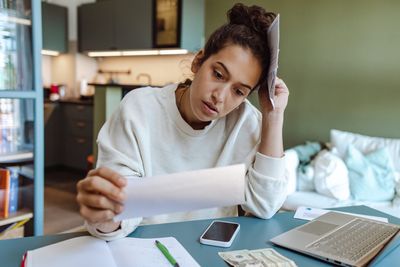 Gen Z college grads expect to earn more than $100,000 at their first job. Their actual paycheck is a rude awakening