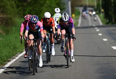 'I thought it was Tadej Pogačar' – Rooijakkers able to laugh as 'ridiculous' spectator rides on course during Liège-Bastogne-Liège Femmes