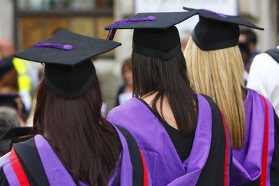 University applications for AI degrees rise 15%, data shows