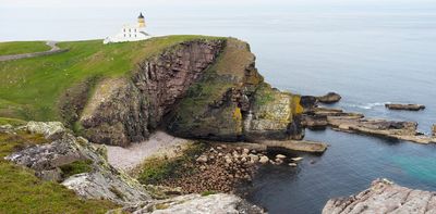 1 billion years ago, a meteorite struck Scotland and influenced life on Earth