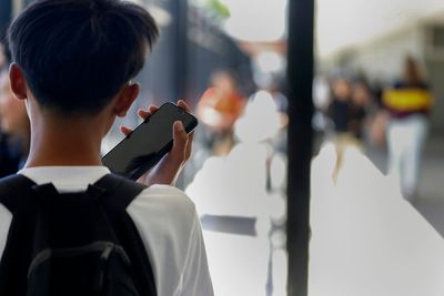 New York lawmakers agree on plan for 'bell-to-bell' school cellphone ban
