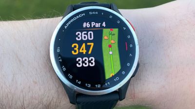 Garmin Approach S44 Golf Watch Review