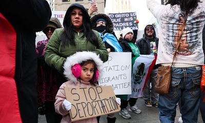 Trump news at a glance: children targeted in immigration crackdown