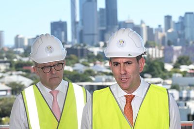 Labor defends plan to save $6.4bn by cutting more consultants as experts call it a ‘lazy option’