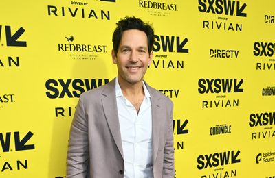 Paul Rudd was left red-faced by underwear wardrobe malfunction during a theatre performance with Rachel Weisz
