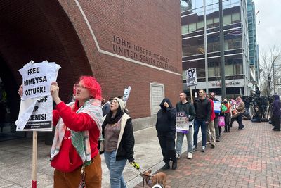 Appeals court pauses Tufts student's transfer to Vermont in immigration detention case