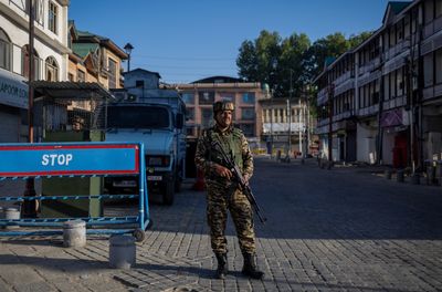 India-Pakistan tensions continue to simmer across Kashmir border