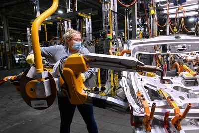 White House scales back auto tariffs after industry panic: ‘It’s a little bit of help’