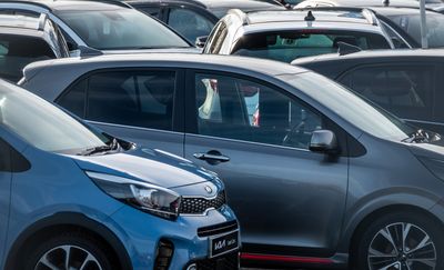 Trump will sign an executive order softening the tariff impact for automakers