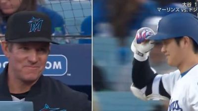 Shohei Ohtani Shared Cool Moment With Ex-Dodgers Coach Before At-Bat