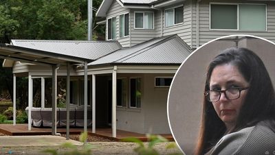 Mushroom cook's 'lies, panic' revealed in murders trial