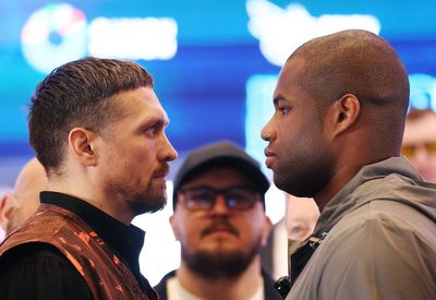 Daniel Dubois trainer claims Oleksandr Usyk 'conned boxing world' in low blow controversy