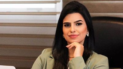 Lawyer Left in Coma After Hitting Speed Bump While Taking Selfie on Bike