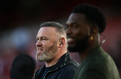 Wayne Rooney questions quiet Arsenal fans during home loss to PSG