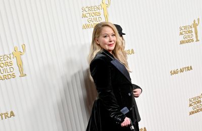 Christina Applegate reveals her dad passed away 'a week ago'