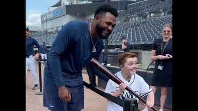 Junior Caminero Left a Young Fan in Awe With a Simple Gesture of Kindness