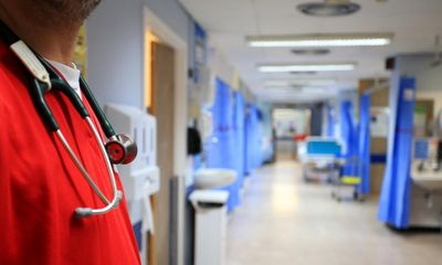 GMC approves 36 courses to teach more than 1,000 NHS physician associates