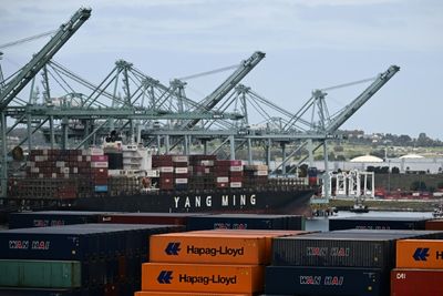 US Growth Figure Expected To Make For Tough Reading For Trump