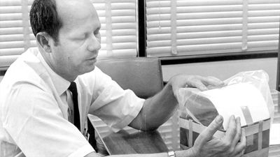 NASA engineer Ed Smylie, who led carbon dioxide fix on Apollo 13, dies at 95