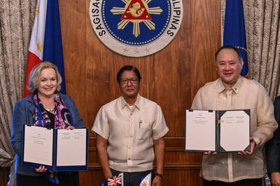 Philippines signs military pact with New Zealand to widen alliances while facing an assertive China