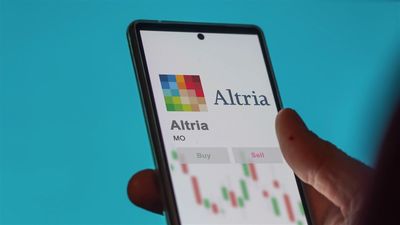 Altria’s Resilient Strategy Keeps It a Top Dividend Play in 2025