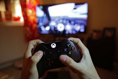 Experts list the harms and benefits of gaming to help ‘cut through the noise’