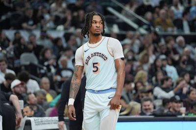 Stephon Castle named Spurs' second-straight Rookie of the Year