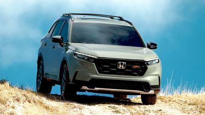 2026 Honda CR-V Finally Has Standard Wireless CarPlay